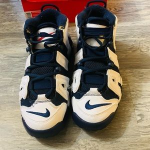 Nike Air Tempo 97 sneakers size 6 youth color
